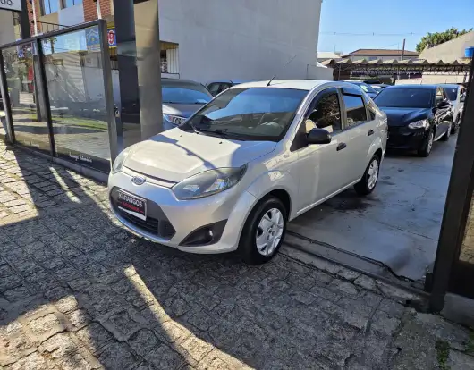 FORD-FIESTA-2011
