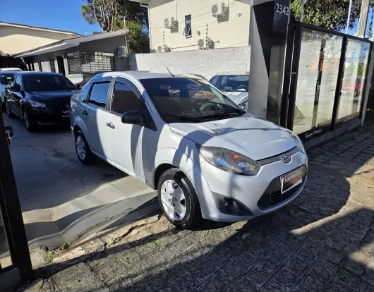 FORD-FIESTA-2011
