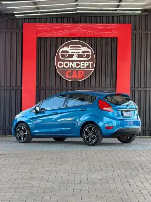 FORD-FIESTA-2012