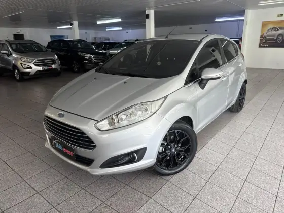 FORD FIESTA 1.6 TITANIUM HATCH 16V FLEX 4P MANUAL