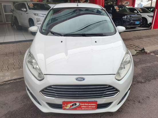 FORD-FIESTA-2015
