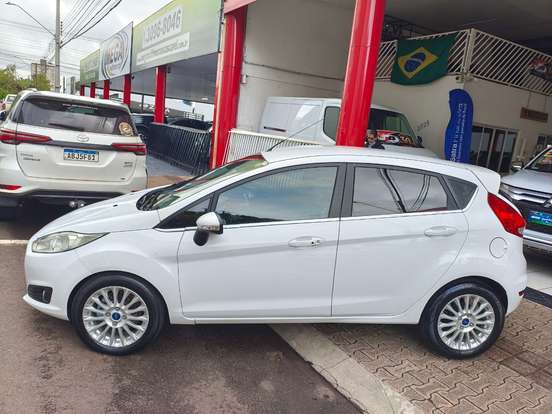 FORD-FIESTA-1.0 ECOBOOST TITANIUM PLUS HATCH 12V GASOLINA 4P POWERSHIFT FORD-FIESTA-2015