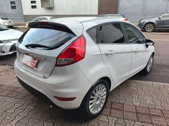 FORD-FIESTA-1.0 ECOBOOST TITANIUM PLUS HATCH 12V GASOLINA 4P POWERSHIFT FORD-FIESTA-2015