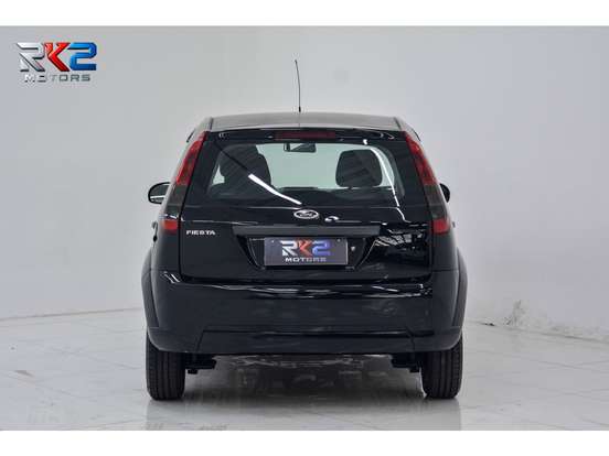 FORD-FIESTA-2011