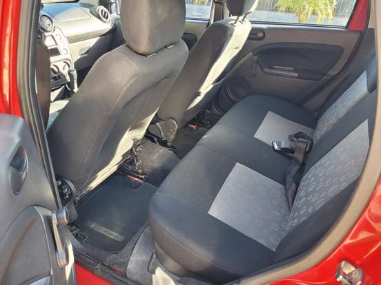 FORD-FIESTA-2013