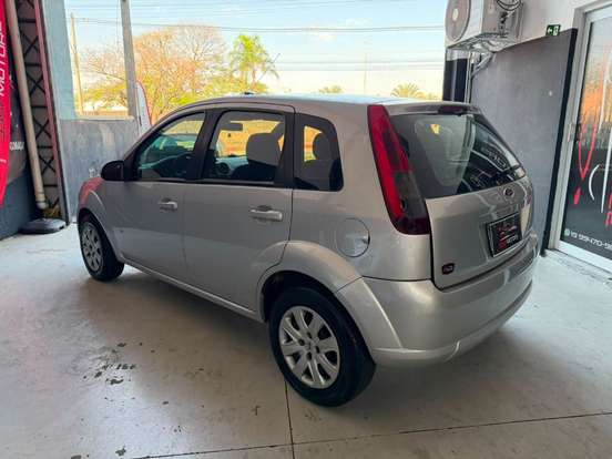 FORD-FIESTA-2014