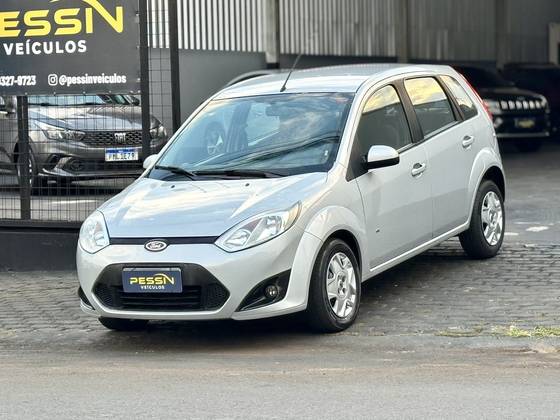 FORD FIESTA 1.0 ROCAM SE 8V FLEX 4P MANUAL