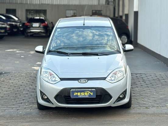 FORD-FIESTA-2014