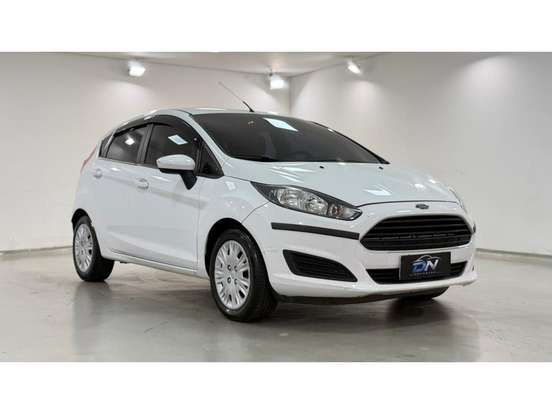 FORD-FIESTA-2015