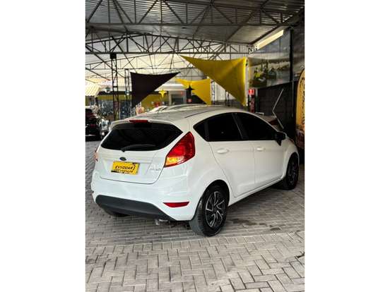 FORD-FIESTA-2015