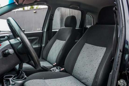 FORD-FIESTA-2011