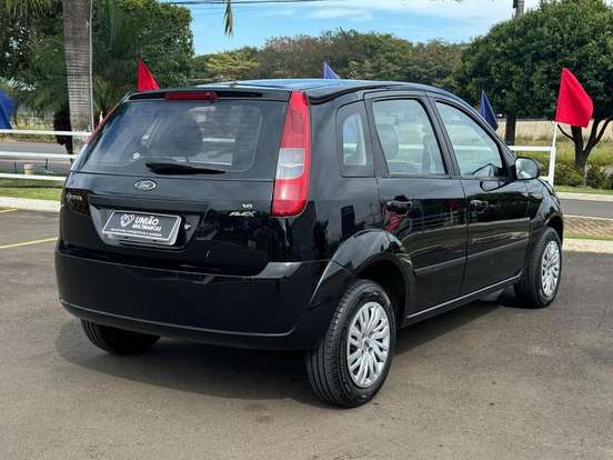 FORD-FIESTA-2006