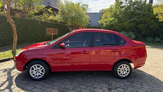 FORD-FIESTA-2008