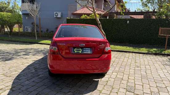 FORD-FIESTA-2008