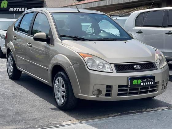 FORD FIESTA 1.6 MPI SEDAN 8V FLEX 4P MANUAL
