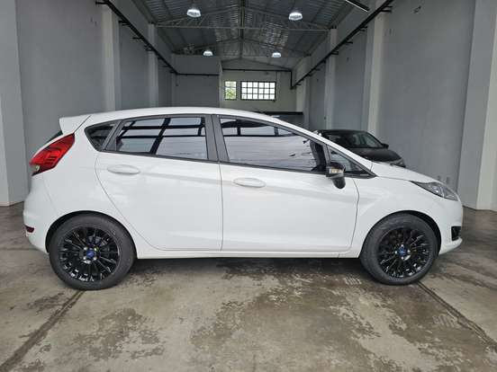 FORD-FIESTA-2017