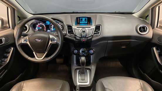 FORD-FIESTA-2016