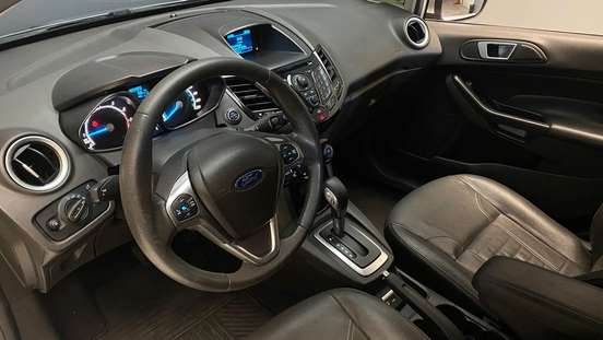 FORD-FIESTA-2016