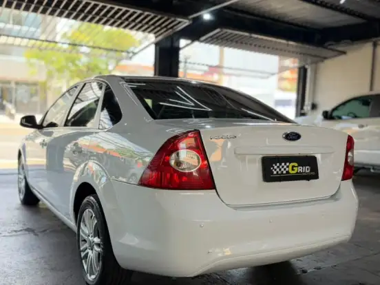 FORD-FOCUS-1.6 GL SEDAN 16V FLEX 4P MANUAL FORD-FOCUS-2011