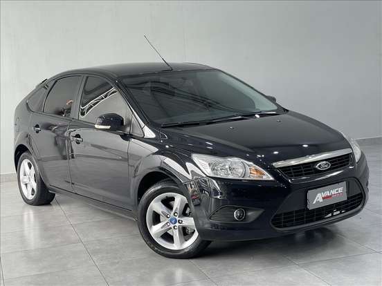 FORD-FOCUS-2013