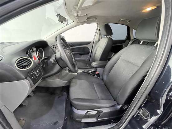 FORD-FOCUS-1.6 GL 16V FLEX 4P MANUAL FORD-FOCUS-2013