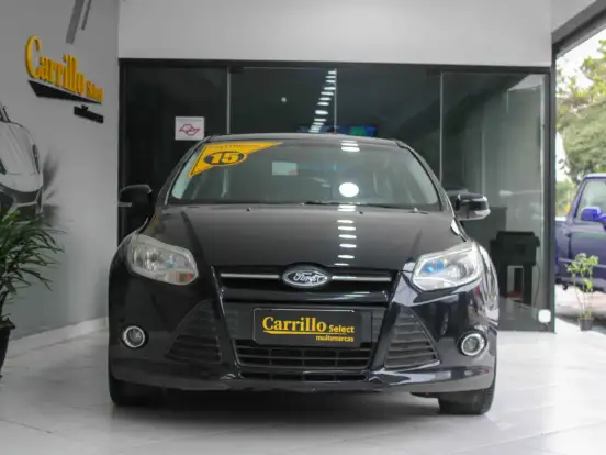 FORD-FOCUS-2.0 SE PLUS SEDAN 16V FLEX 4P AUTOMÁTICO FORD-FOCUS-2014