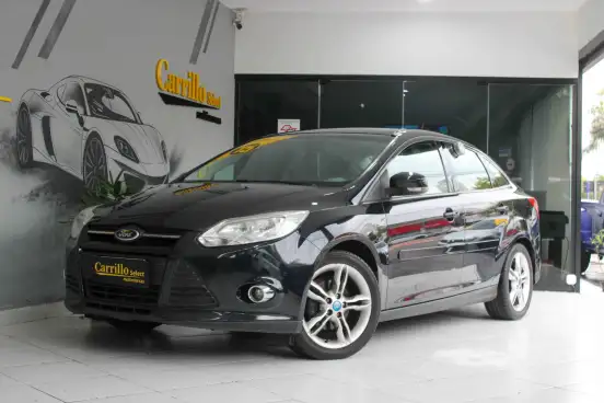 FORD-FOCUS-2014