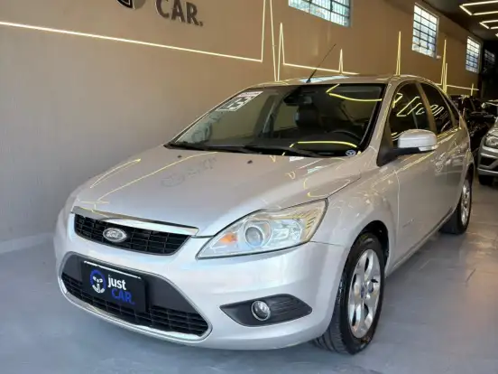 FORD-FOCUS-2.0 TITANIUM HATCH 16V FLEX 4P AUTOMÁTICO FORD-FOCUS-2013