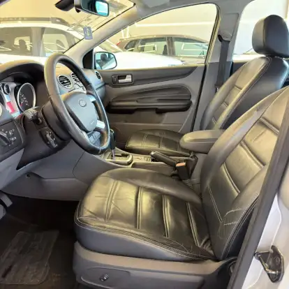 FORD-FOCUS-2013