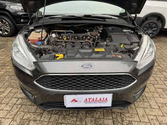 FORD-FOCUS-2018