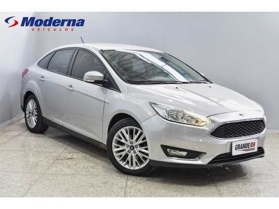FORD-FOCUS-2017