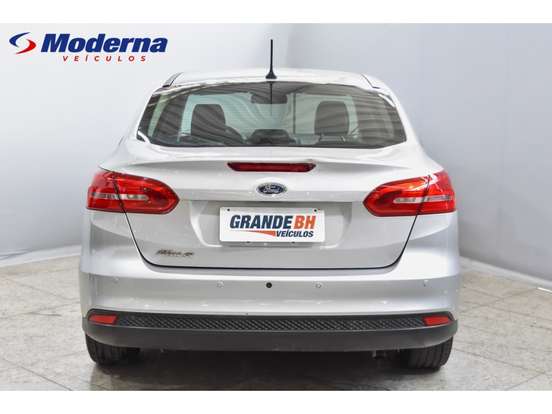 FORD-FOCUS-2017