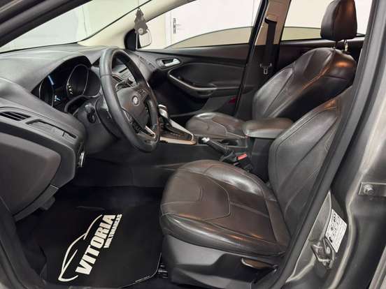 FORD-FOCUS-2.0 SE PLUS SEDAN 16V FLEX 4P POWERSHIFT FORD-FOCUS-2015