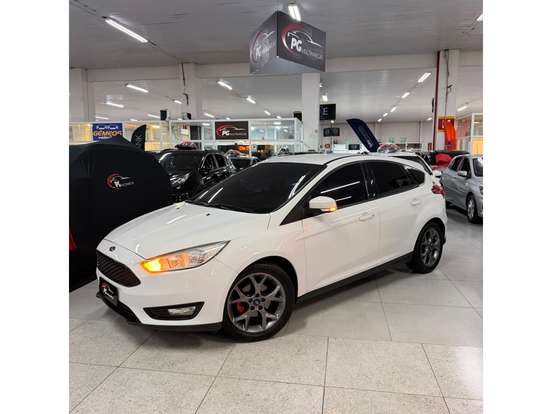 FORD-FOCUS-2.0 SE PLUS SEDAN 16V FLEX 4P POWERSHIFT FORD-FOCUS-2016