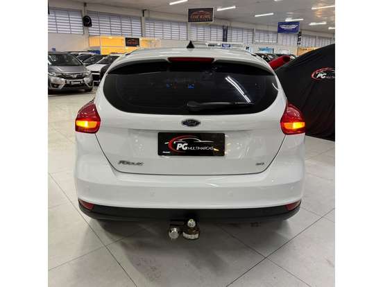 FORD-FOCUS-2016
