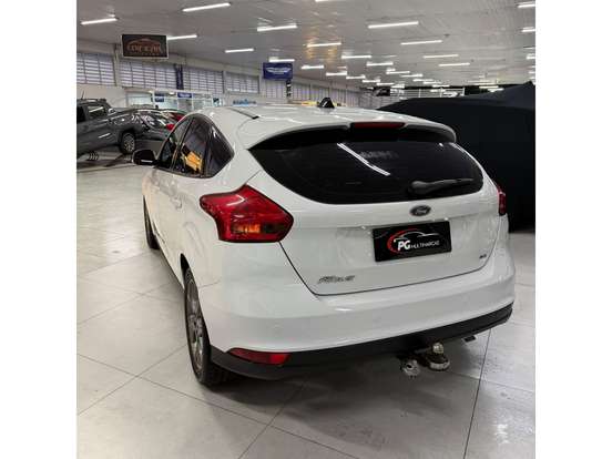 FORD-FOCUS-2016