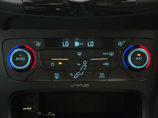 FORD-FOCUS-2.0 TITANIUM 16V FLEX 4P POWERSHIFT FORD-FOCUS-2015