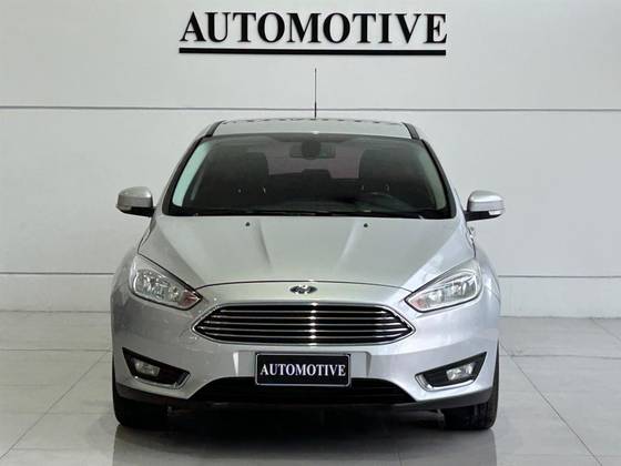 FORD FOCUS 2.0 TITANIUM FASTBACK 16V FLEX 4P POWERSHIFT