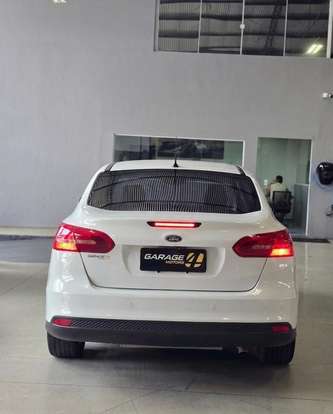 FORD-FOCUS-2016