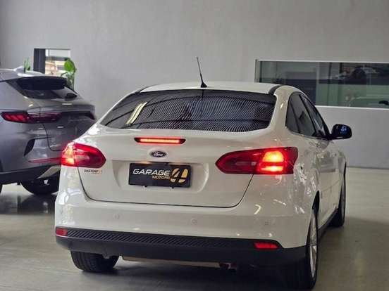 FORD-FOCUS-2.0 TITANIUM PLUS 16V FLEX 4P POWERSHIFT FORD-FOCUS-2016