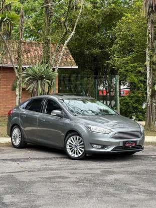 FORD-FOCUS-2018