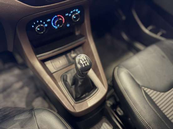 FORD-KA-2020