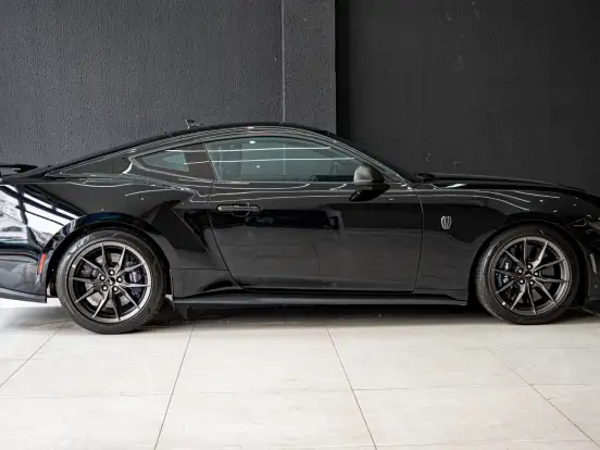 FORD-MUSTANG-5.0 V8 GASOLINA DARK HORSE SELECTSHIFT FORD-MUSTANG-2025