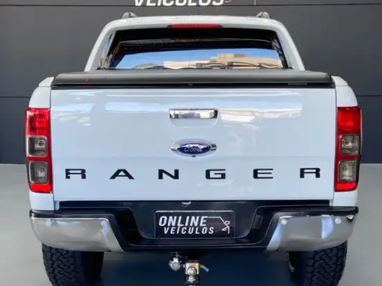 FORD-RANGER-3.2 LIMITED PLUS 4X4 CD 20V DIESEL 4P AUTOMÁTICO FORD-RANGER-2014
