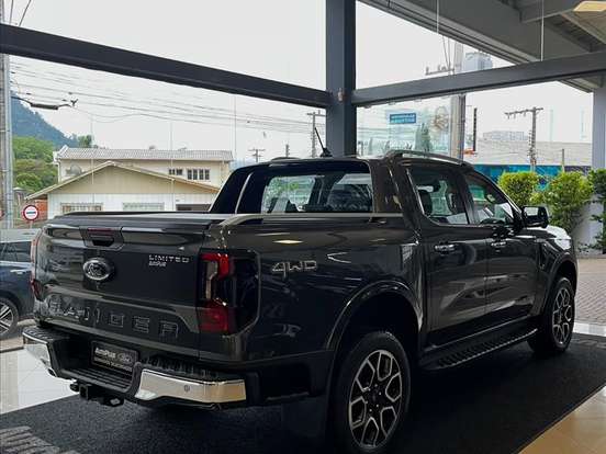 FORD-RANGER-3.0 V6 TURBO DIESEL CD LIMITED 4X4 AUTOMÁTICO FORD-RANGER-2024