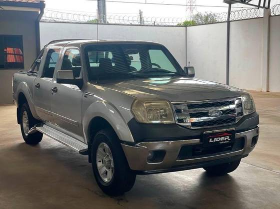 FORD RANGER 3.0 XLT 4X4 CD 16V TURBO ELETRONIC DIESEL 4P MANUAL
