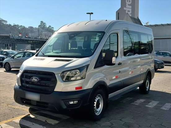FORD-TRANSIT-2025