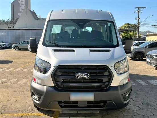 FORD-TRANSIT-2025