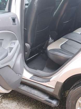 FORD-ECOSPORT-2016