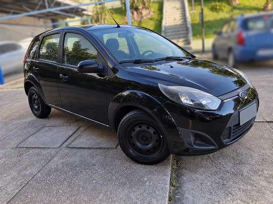 FORD-FIESTA-2012